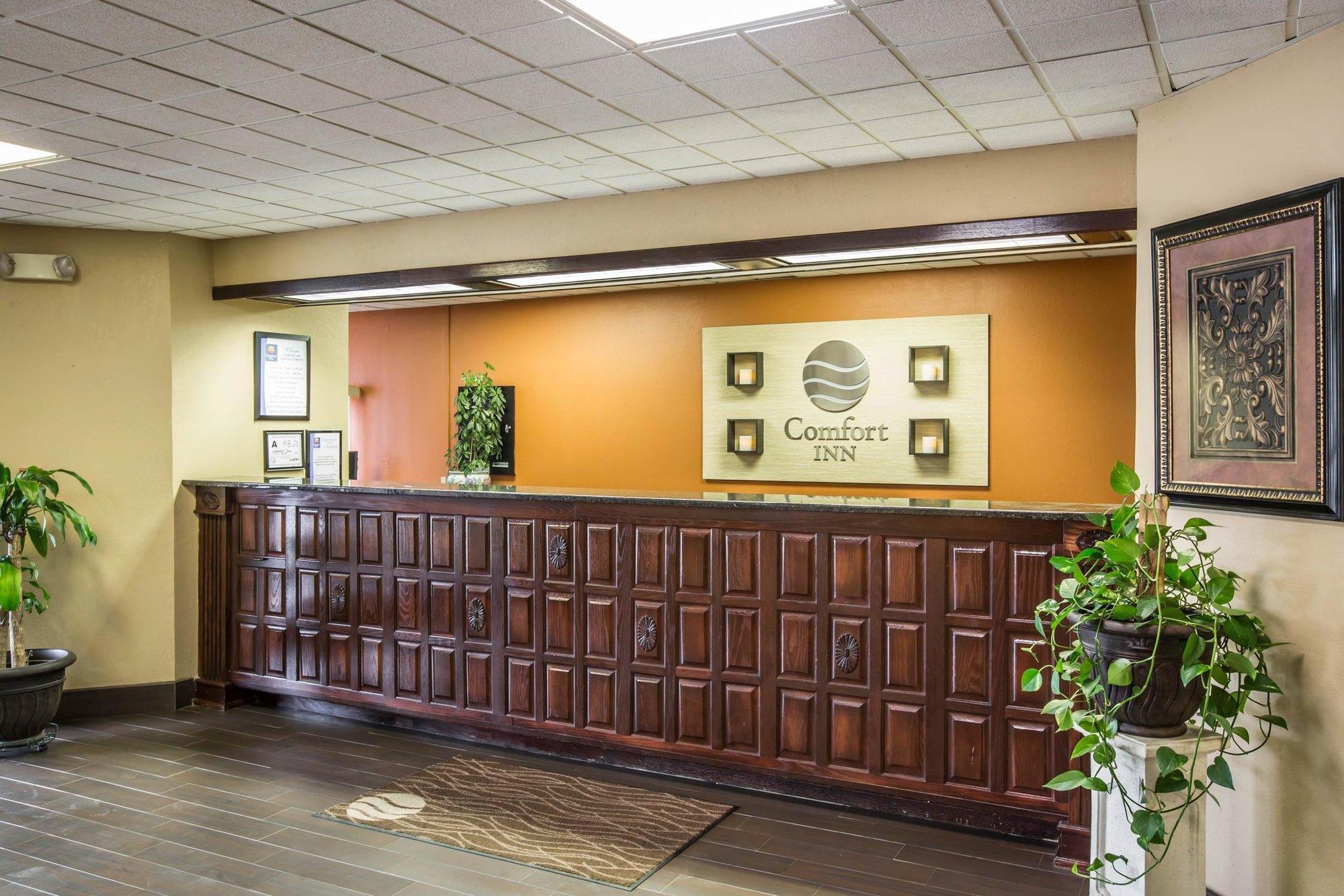 פלטצ'ר Comfort Inn Asheville Airport מראה חיצוני תמונה
