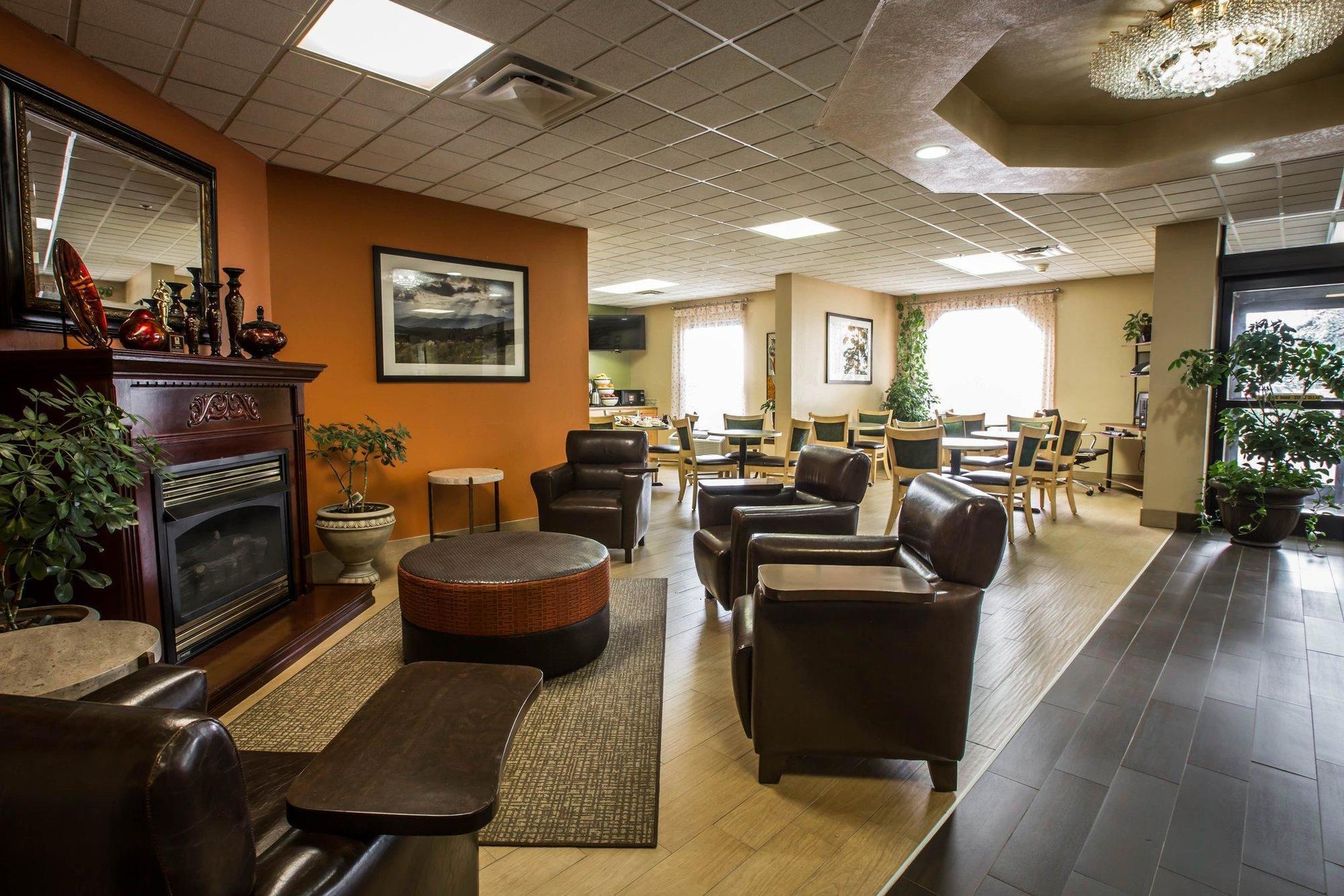 פלטצ'ר Comfort Inn Asheville Airport מראה חיצוני תמונה